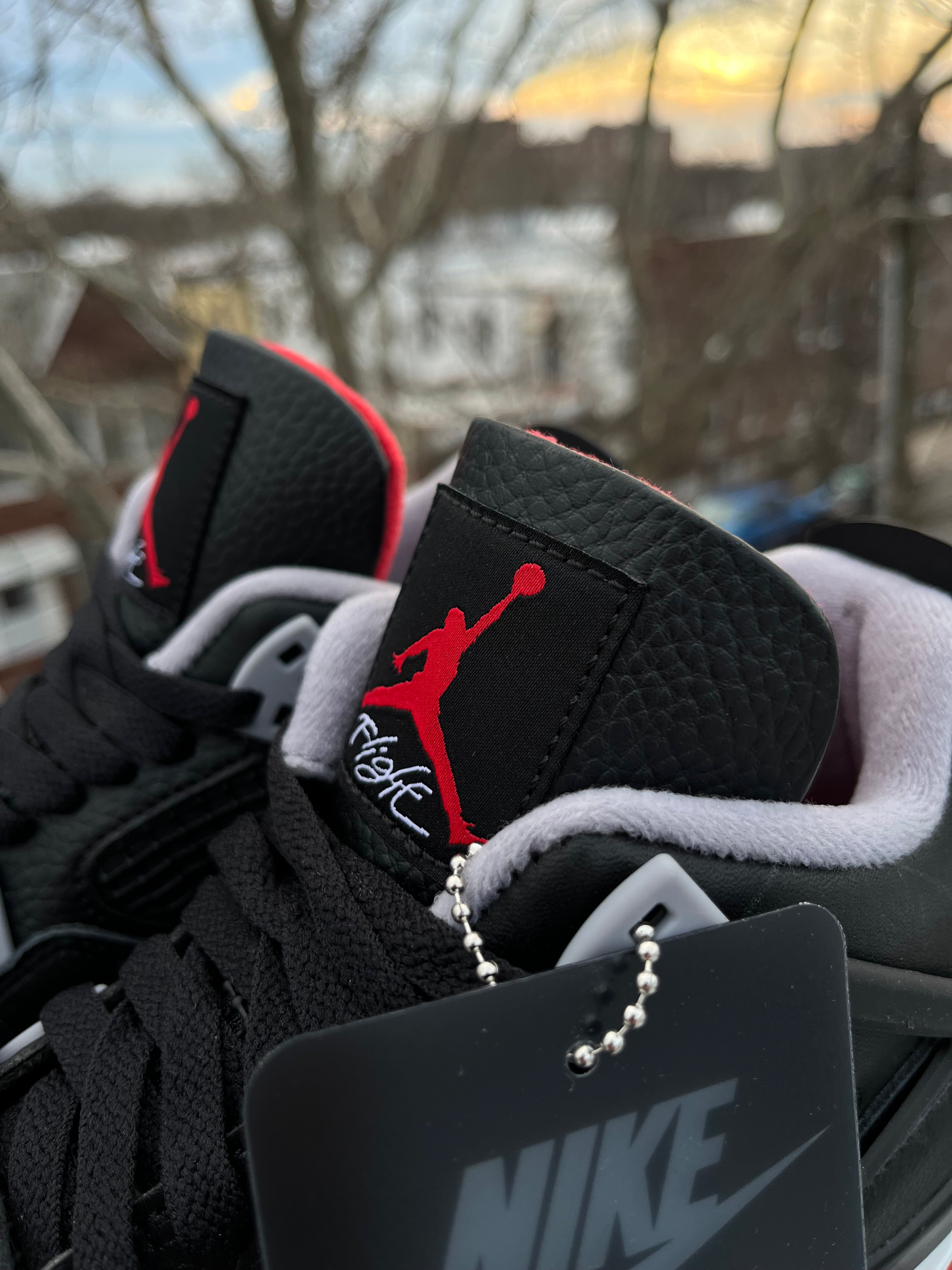 AIR JORDAN 4 RETRO REIMAGED BRED