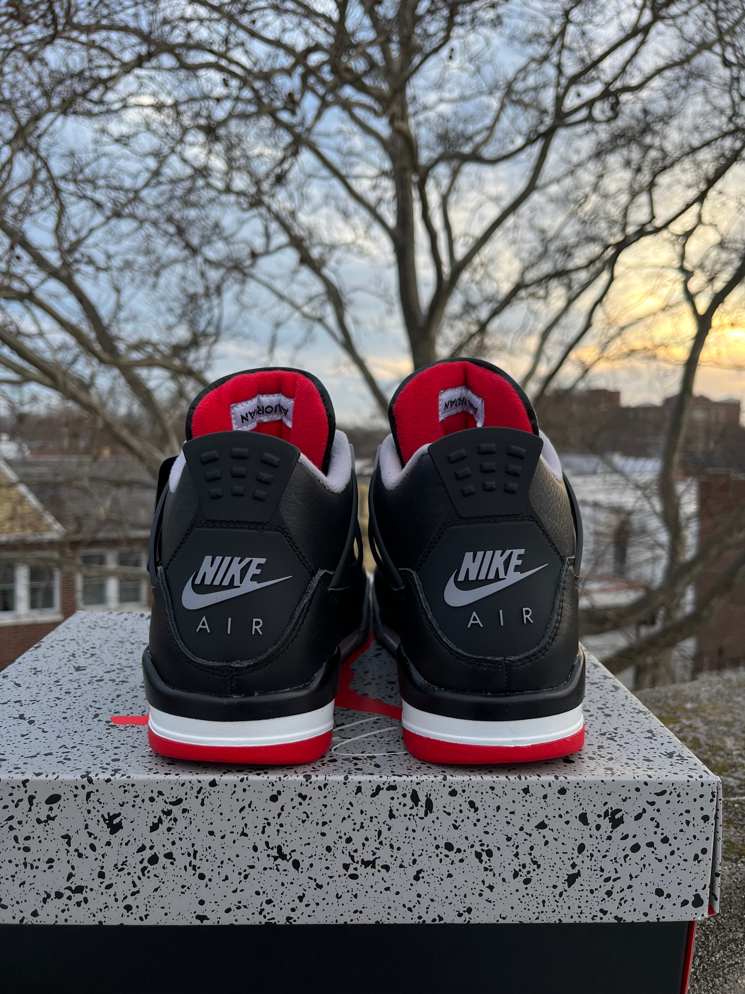 AIR JORDAN 4 RETRO REIMAGED BRED