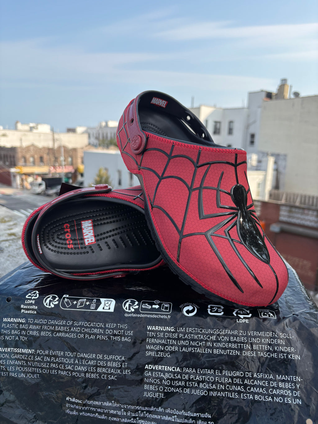 CROCS X SPIDERMAN